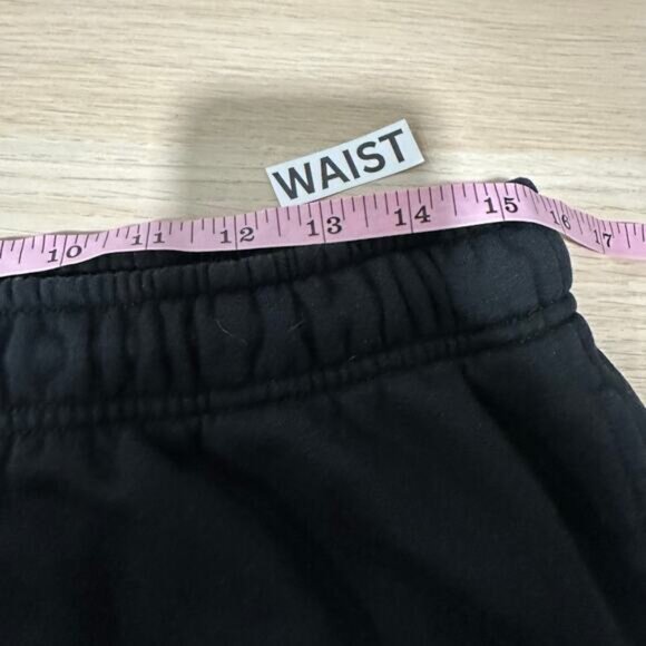 ALO Yoga Unisex Cozy Loungewear Accolade Straight Leg Sweatpant Black Large - Picture 8 of 12